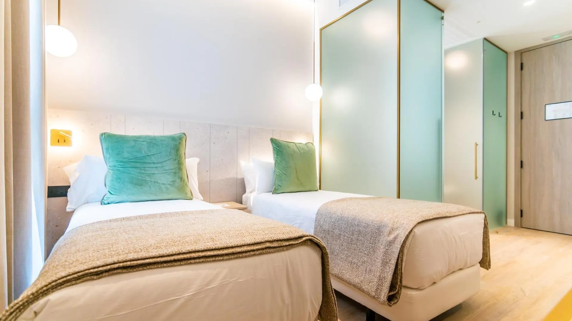 ***  Hotel Malaga Vibes Spanien